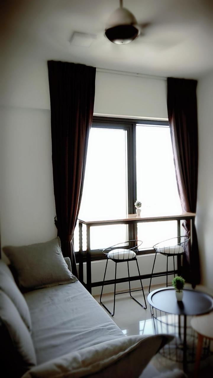Tropicana Suite@Jalan Macalister George Town Exterior foto