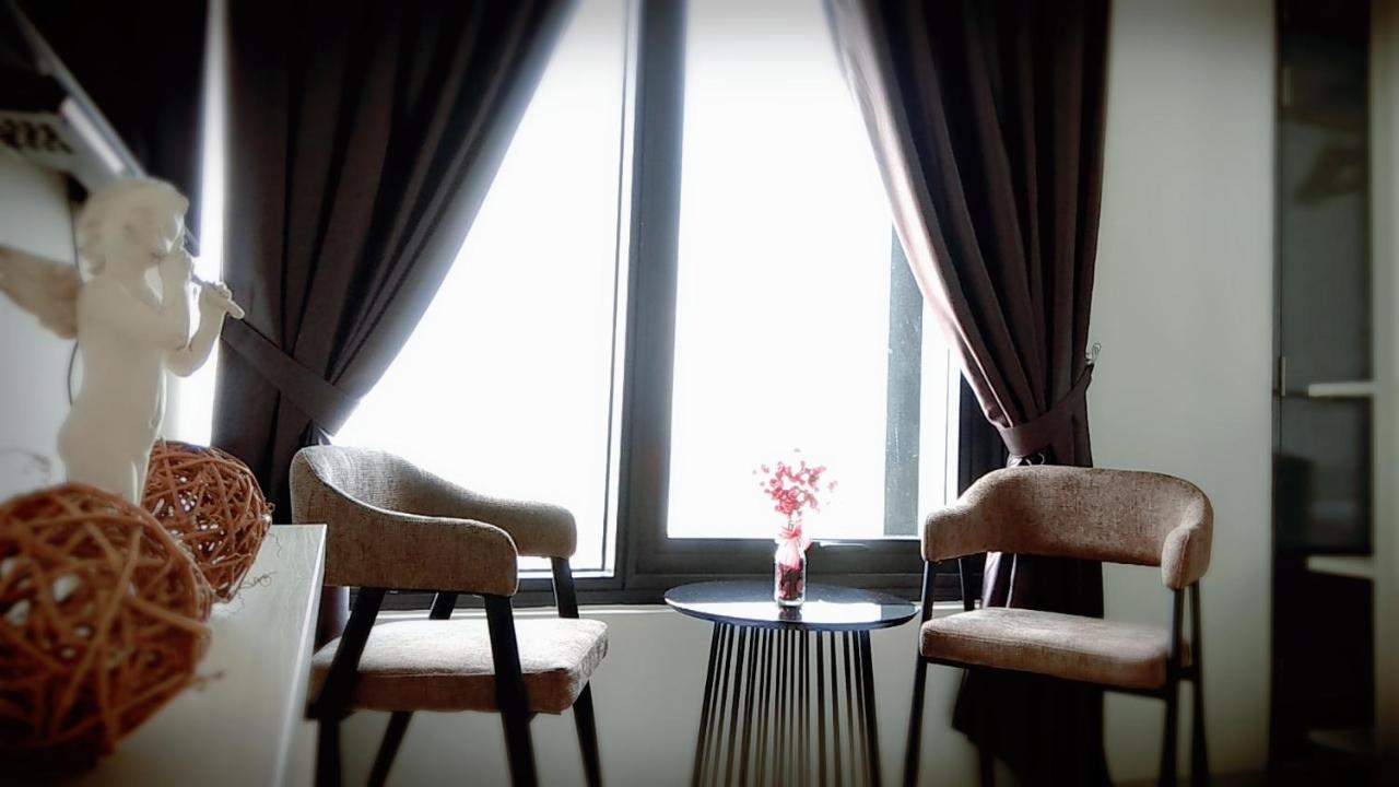 Tropicana Suite@Jalan Macalister George Town Exterior foto